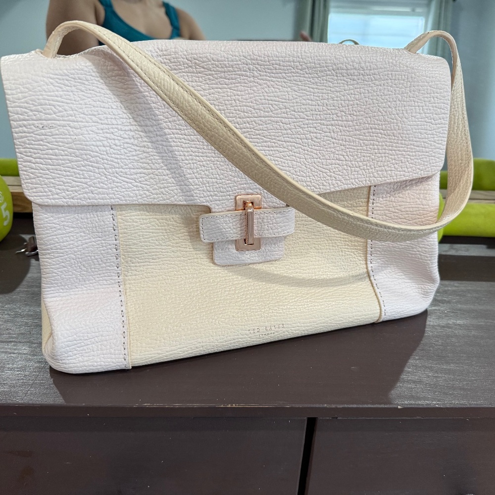 NWT - Ted Baker London purse